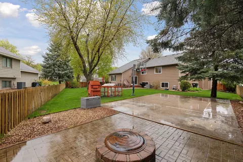 4422 Braddock Trl, Eagan, MN 55123 photo 3