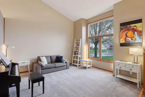 4422 Braddock Trl, Eagan, MN 55123 photo 9