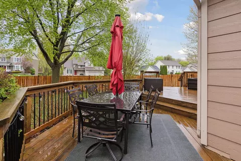 4422 Braddock Trl, Eagan, MN 55123 photo 4