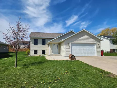 103 6th Ave NE, Elgin, MN 55932