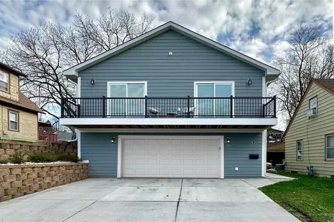 240 Belvidere St E, Saint Paul, MN 55107