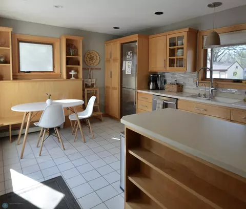 1306 3rd St N, Fargo, ND 58102 photo 8