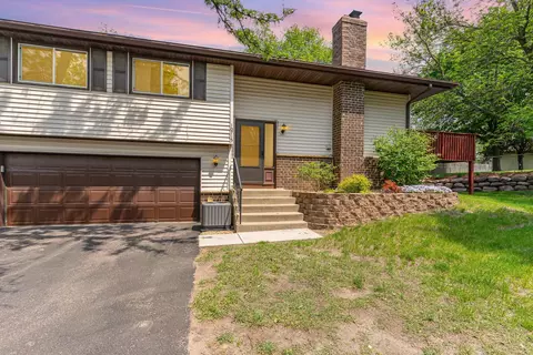 10715 Yukon Ave S, Bloomington, MN 55438