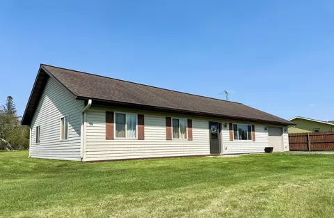 1403 Aspen Dr, Deer River, MN 56636