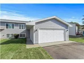 2961 124th Ave NW, Coon Rapids, MN 55433