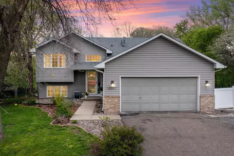 12307 Parkwood Dr, Burnsville, MN 55337