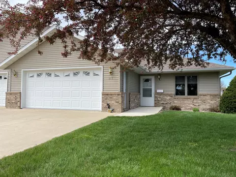 117 Brittany Way SE, Grand Meadow, MN 55936