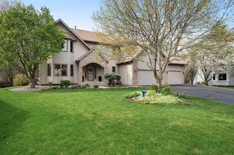 1209 Earle Way, Burnsville, MN 55306