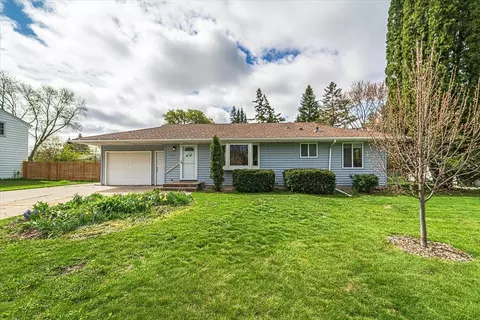 3626 148th St W, Rosemount, MN 55068