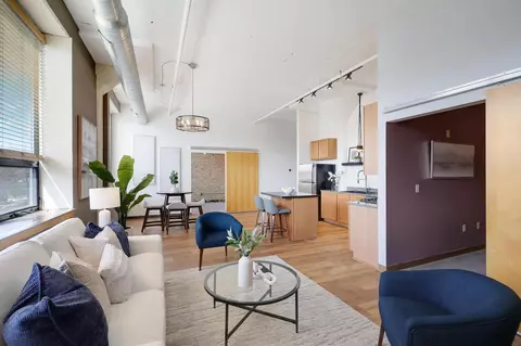 1701 Madison St NE #208, Minneapolis, MN 55413