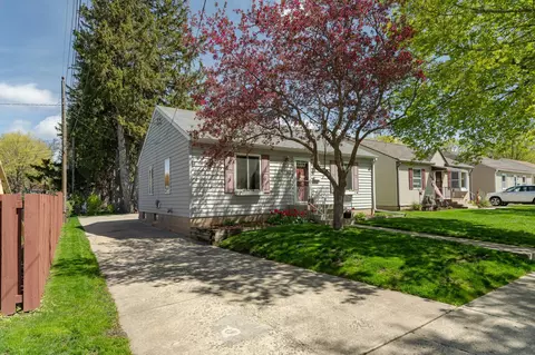 625 15th St NE, Rochester, MN 55906