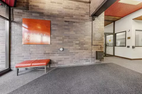 26 10th St W #308, Saint Paul, MN 55102