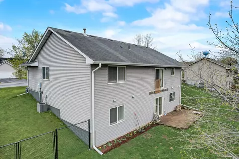 609 Hillcrest Dr, Roberts, WI 54023 photo 43