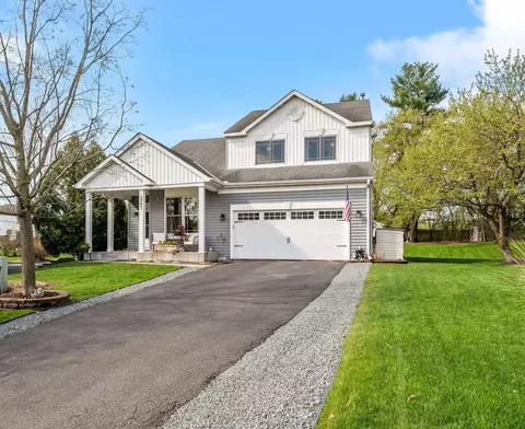 3393 Delano Dr, Stillwater, MN 55082
