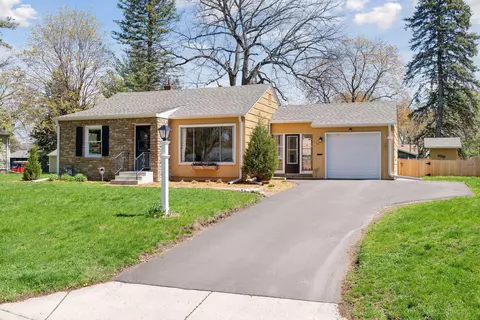 1210 Rhode Island Ave N, Golden Valley, MN 55427