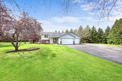 6439 401st St, North Branch, MN 55056