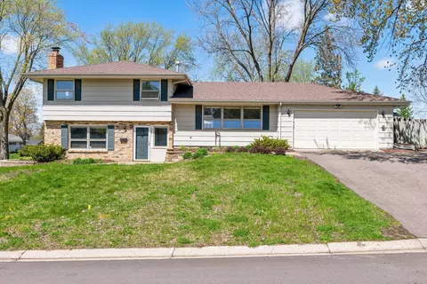 3501 Zealand Ave N, New Hope, MN 55427