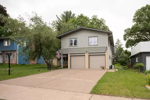 43 Nelson St, Saint Paul, MN 55119