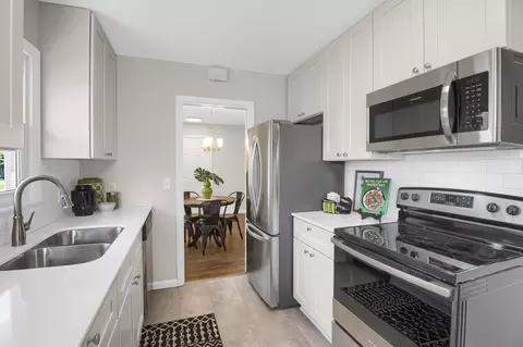 1811 Oregon Ave S, Saint Louis Park, MN 55426