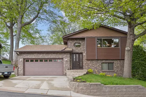 4860 Brunswick Rd, Mound, MN 55364