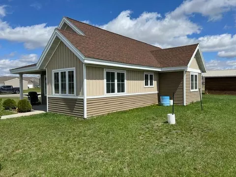 801 9th Ave SW, Perham, MN 56573 photo 4
