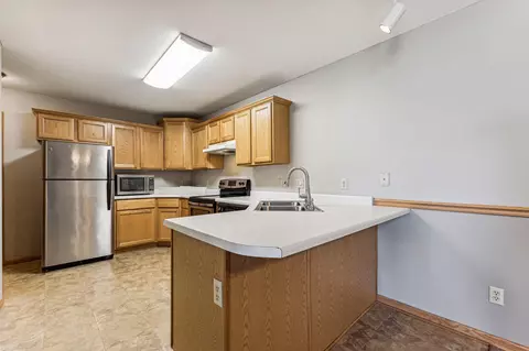 2053 Willow Cir, Centerville, MN 55038 photo 12