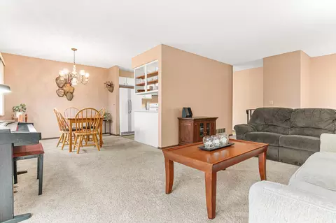 403 Whispering Ln, Hastings, MN 55033