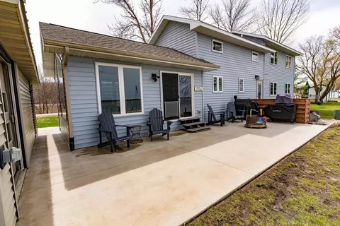 41869 Ukkelberg Dr, Clitherall, MN 56524