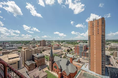 66 9th St E #2616, Saint Paul, MN 55101
