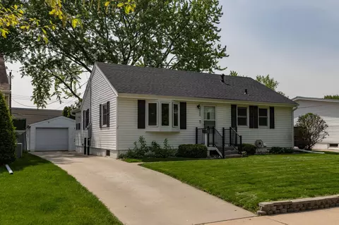 3564 6th Pl NW, Rochester, MN 55901