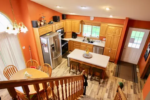 120 9th St SE, Freeport, MN 56331 photo 3