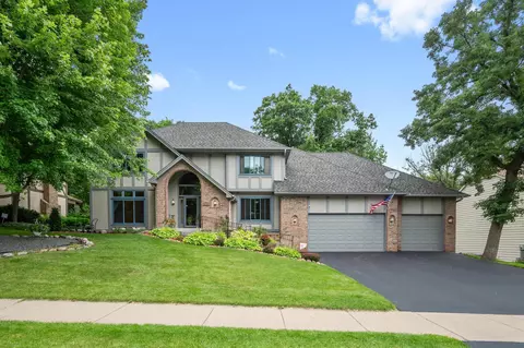 7699 138th St W, Apple Valley, MN 55124