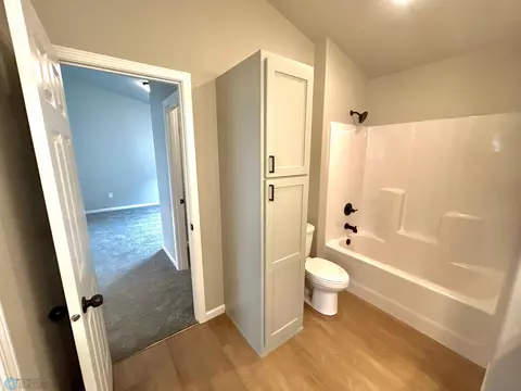 6861 Thomas St, Horace, ND 58047 photo 9