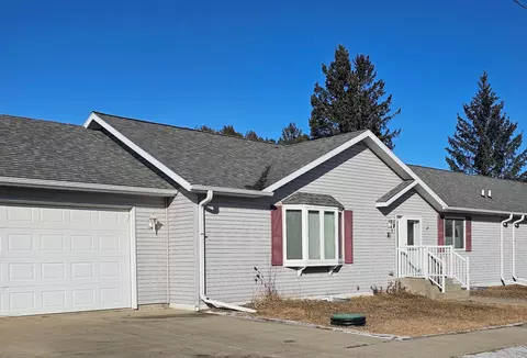 10 1st St SE, Akeley, MN 56433