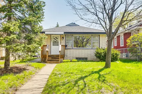4509 7th St NE, Columbia Heights, MN 55421