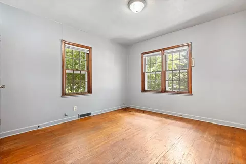 514 E Main St, Marshall, MN 56258 photo 18