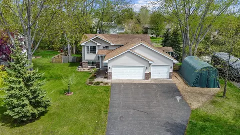 29755 Broadway St, Lindstrom, MN 55045