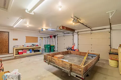 7809 Sunset Dr, Horace, ND 58047 photo 35