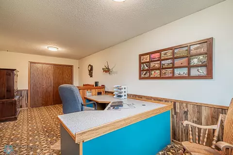 7809 Sunset Dr, Horace, ND 58047 photo 17