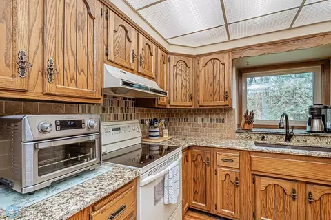 7809 Sunset Dr, Horace, ND 58047 photo 14