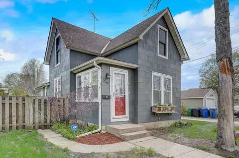 644 27th Ave NE, Minneapolis, MN 55418