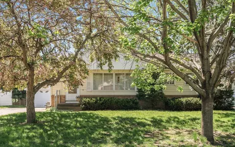 1041 3rd St NW, New Brighton, MN 55112