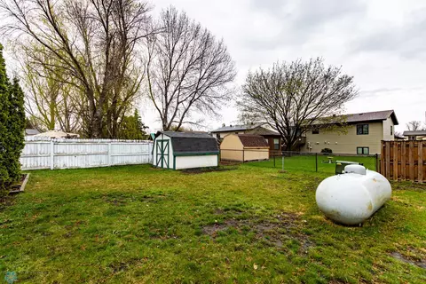 323 6th Ave, Mapleton, ND 58059 photo 12