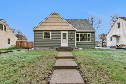 1010 Sperl St, West Saint Paul, MN 55118