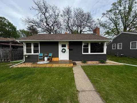 5833 Russell Ave S, Minneapolis, MN 55410