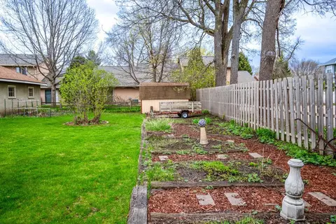316 9th St SW, Willmar, MN 56201 photo 4