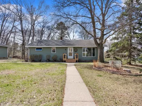 608 4th St S, Walker, MN 56484