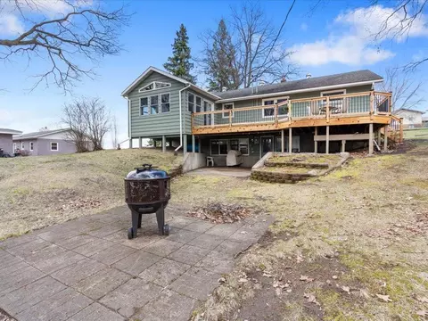 608 4th St S, Walker, MN 56484 photo 3