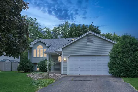 14819 Haven Dr, Apple Valley, MN 55124