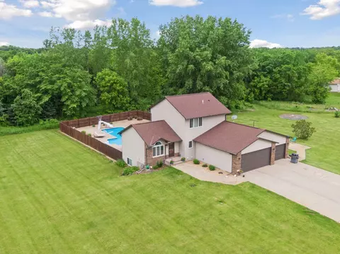 18960 Lithium St NW, Nowthen, MN 55303